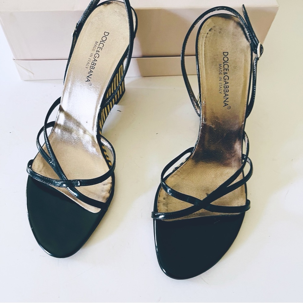 Dolce & Gabbana black and tan wedge sandals 7.5 - Picture 8 of 11